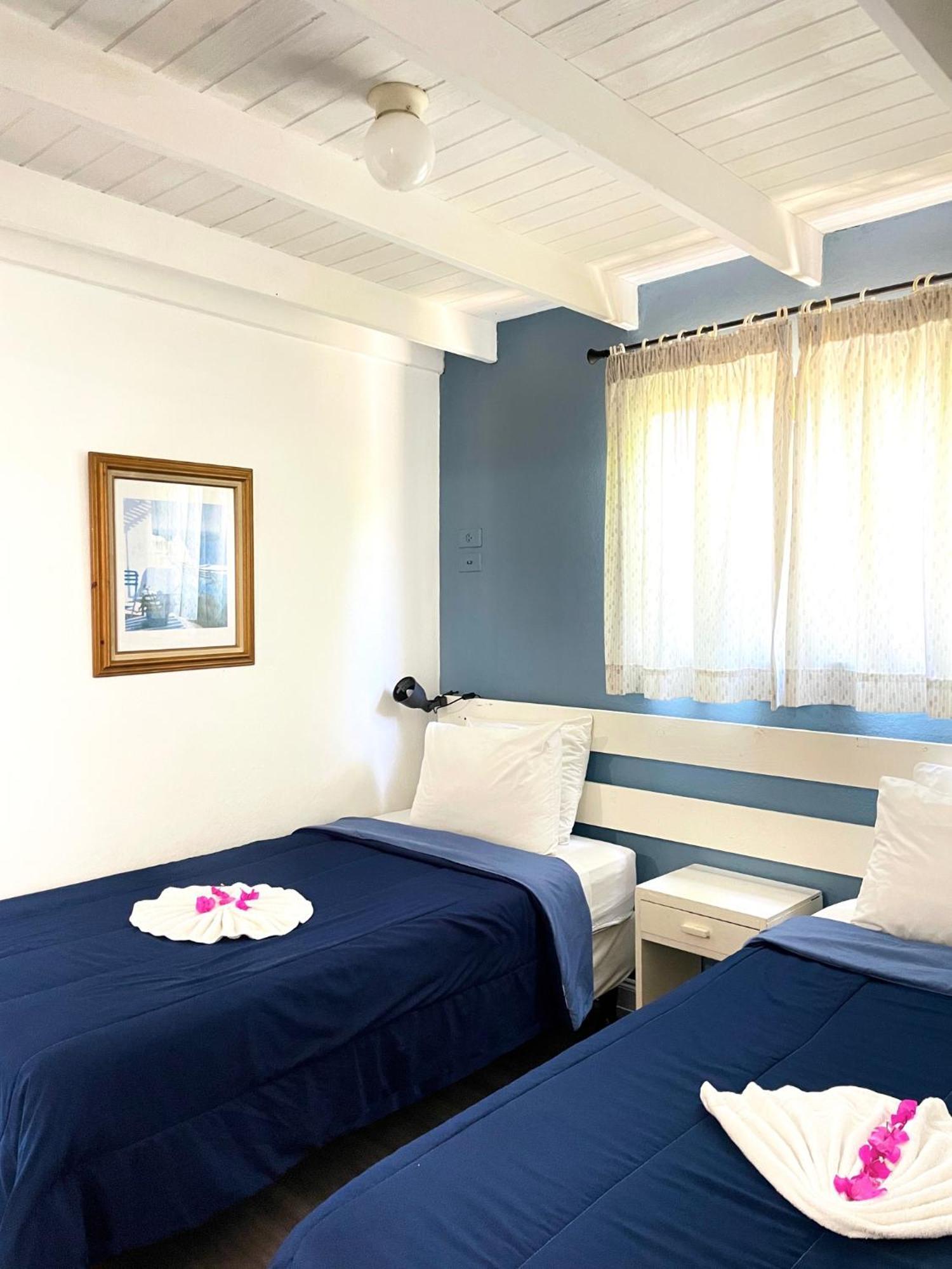 كراون بوينت Bananaquit Tobago -Stay Near The Beach المظهر الخارجي الصورة