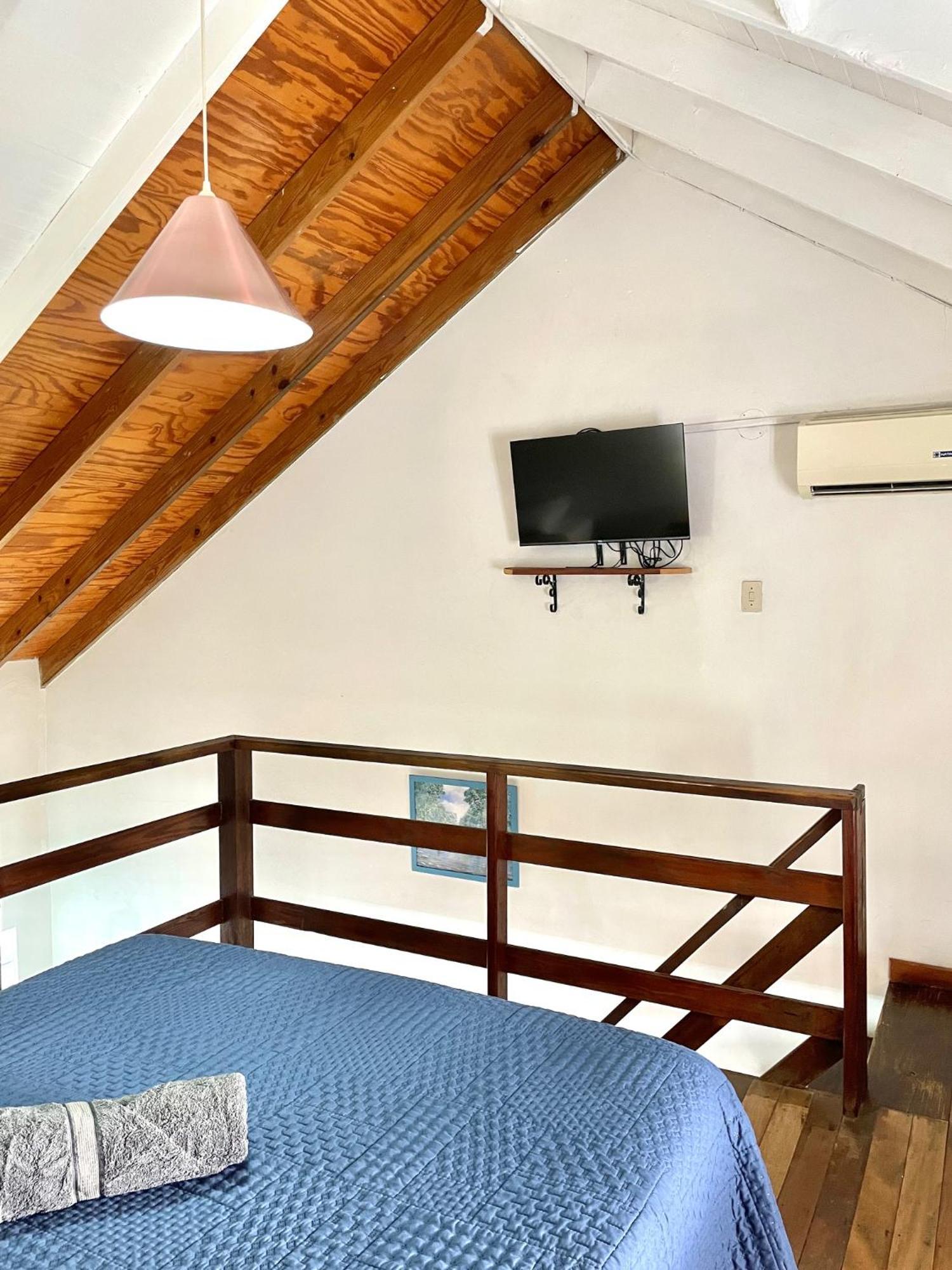 كراون بوينت Bananaquit Tobago -Stay Near The Beach المظهر الخارجي الصورة