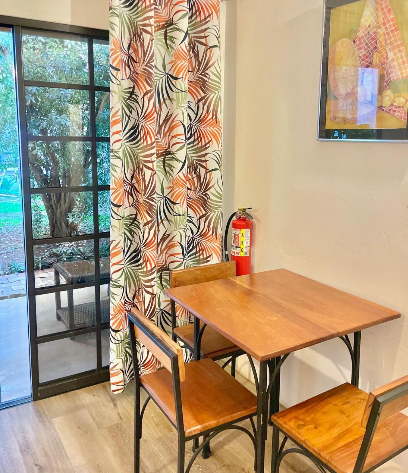كراون بوينت Bananaquit Tobago -Stay Near The Beach المظهر الخارجي الصورة